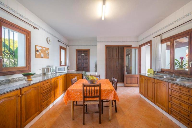 Three-Bedroom Villa image 3