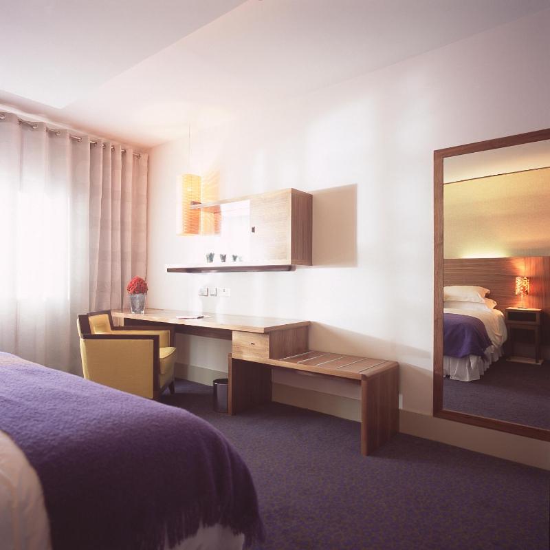 Classic Triple Room image 4