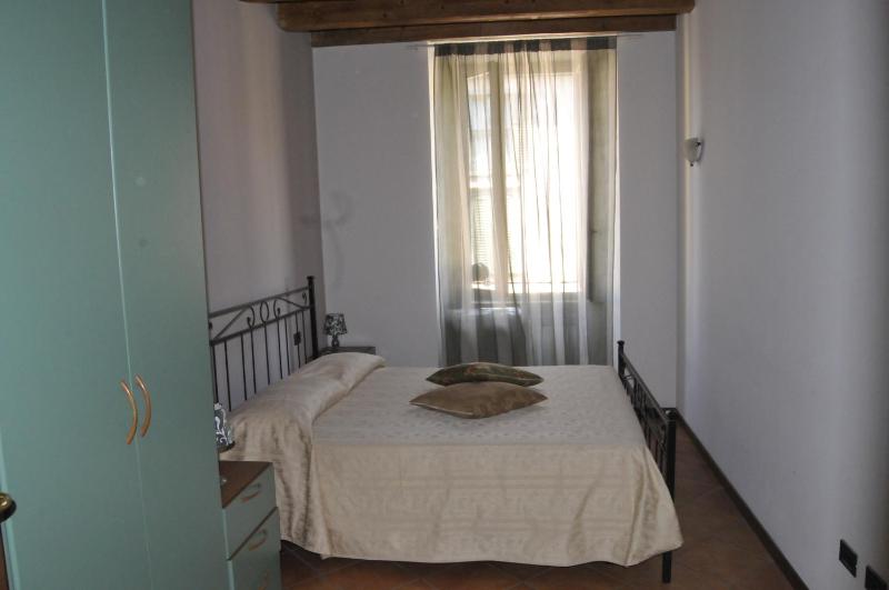 Superior One-Bedroom Apartment (3 Adults) image 2