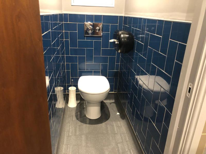 Private 9-Bed Dormitory with Shared Bathroom image 3
