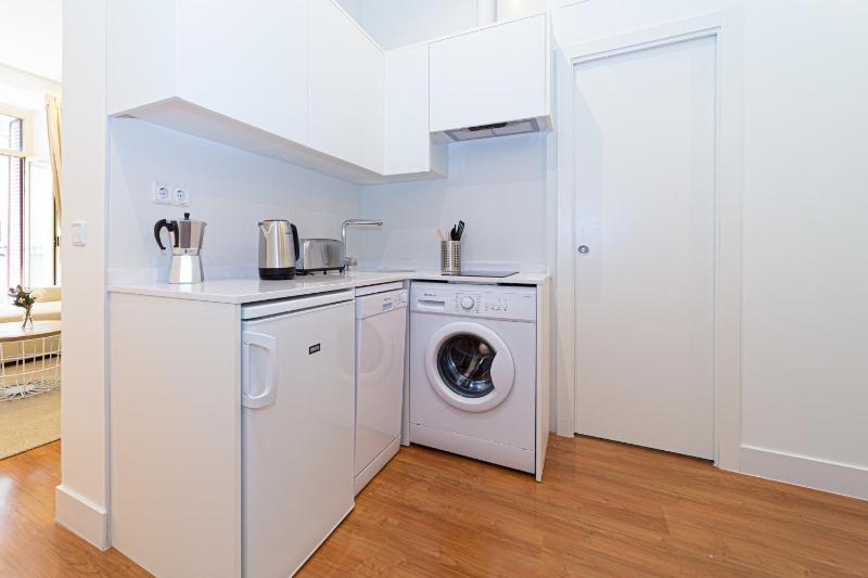 Two-Bedroom Apartment image 4