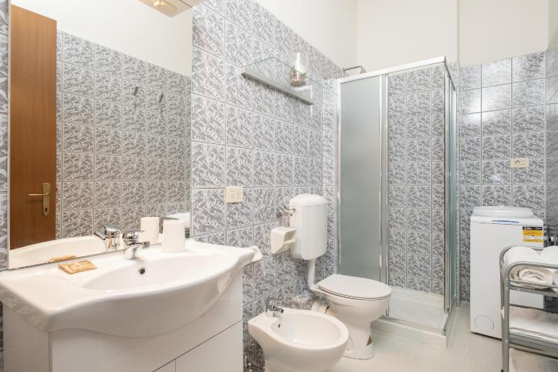 Studio Apartment image 2