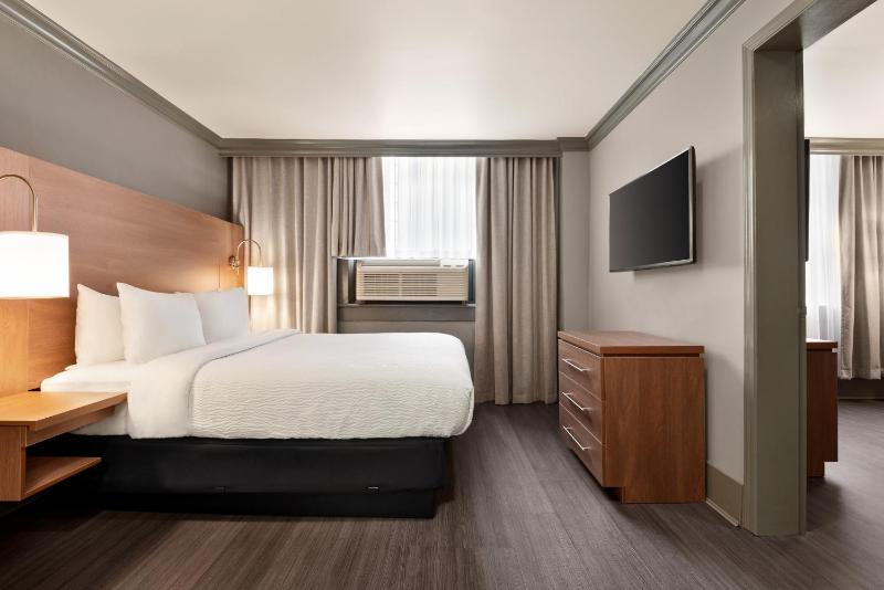 Days Inn by Wyndham Vancouver Downtown - image 16