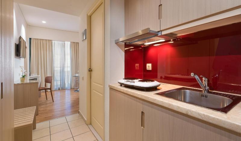 Alexandra Hotel&Apartments - image 31