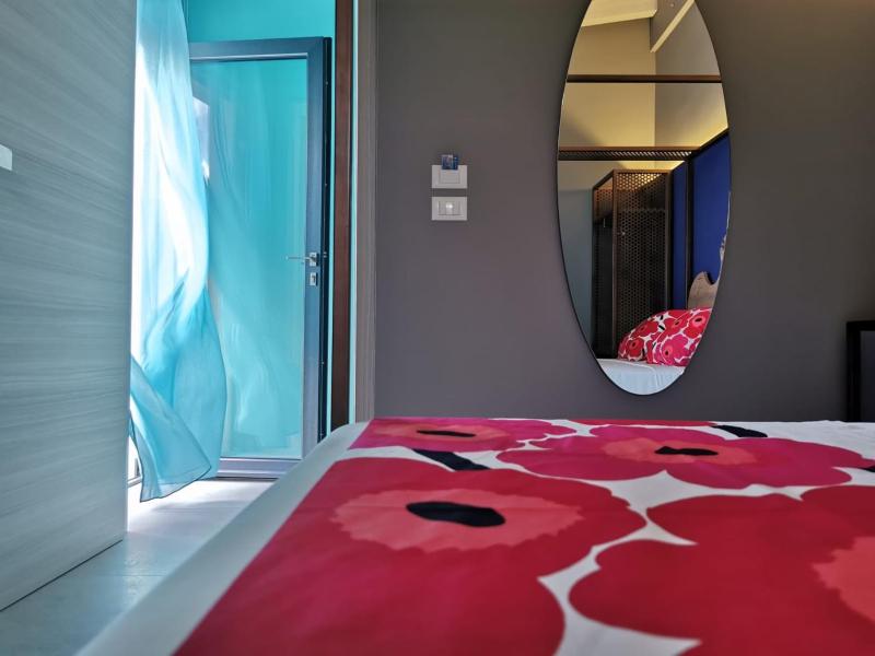 Deluxe Double Room image 1