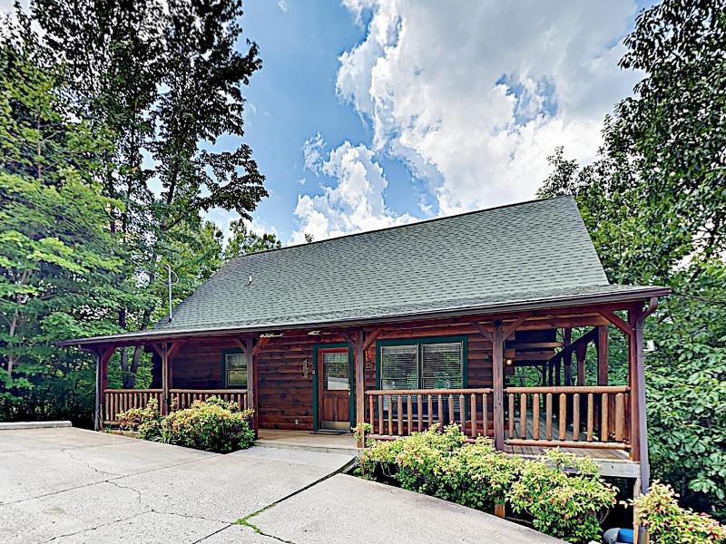 Three-Bedroom House image 1