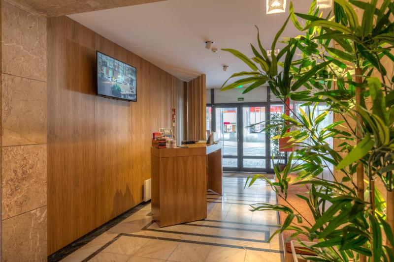 Spot Family Apartments - image 13
