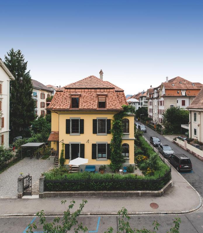 Apartment with Terrace image 4