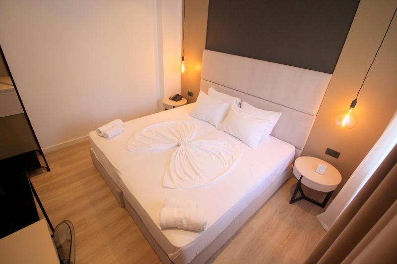 Standard Double Room without Sea View and without Balcony image 1
