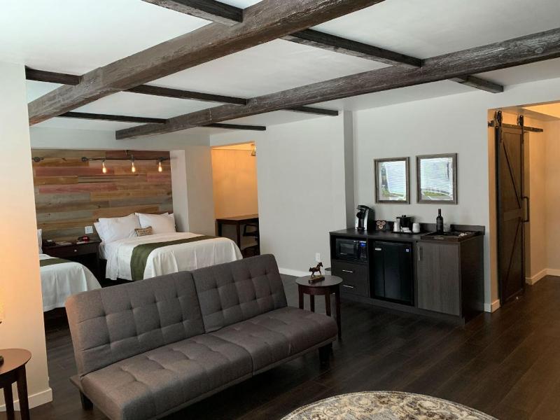 Suite image 3
