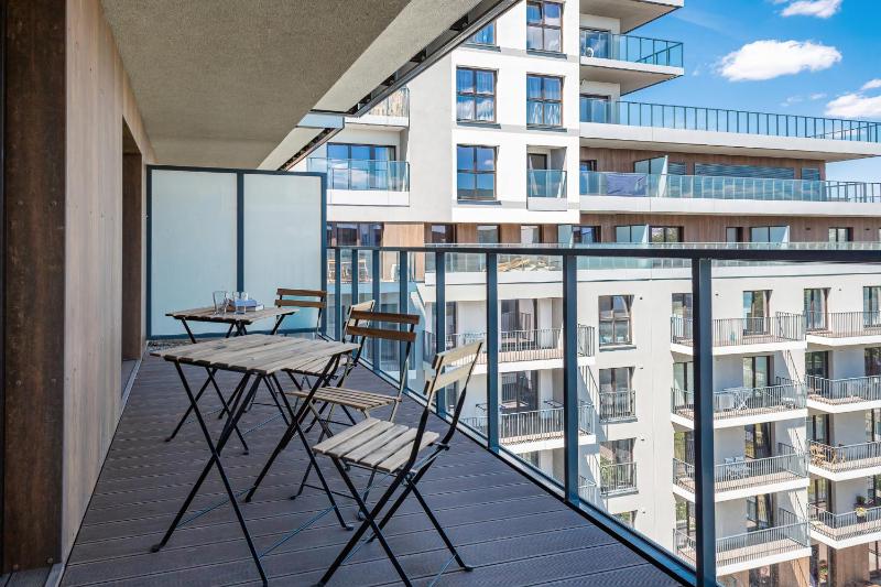 Apartment Walońska with FREE PARKING Wrocław by Noclegi Renters - image 6