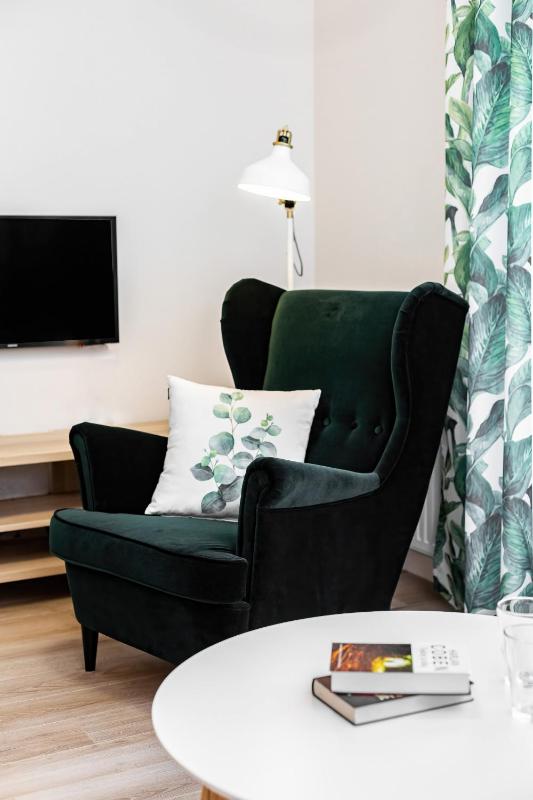 Apartment Walońska with FREE PARKING Wrocław by Noclegi Renters - image 16