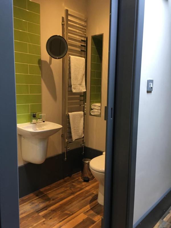 Superior Deluxe Double or Twin Room  image 3