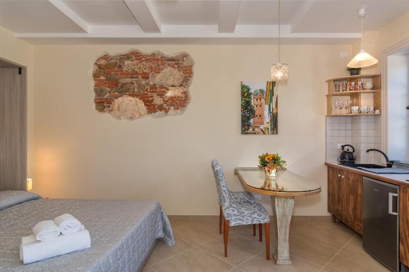 La Mandolata dei Poeti Apartaments - image 20
