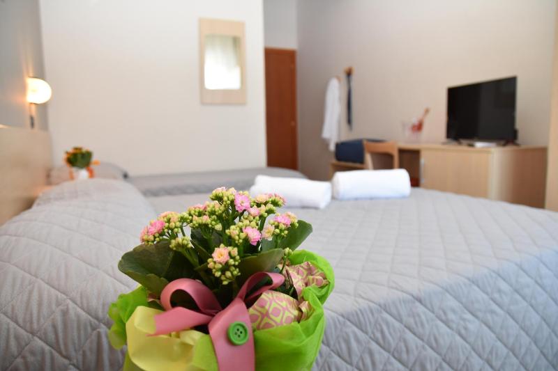 Triple Room image 2