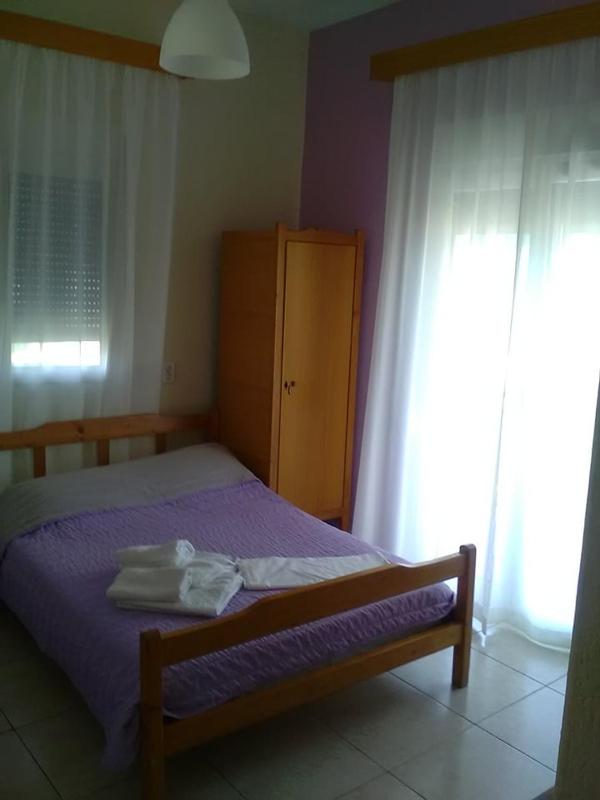 To Giouli - image 15