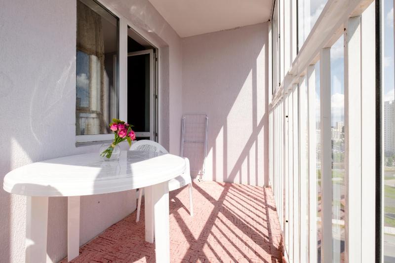 One-Bedroom Apartment image 3