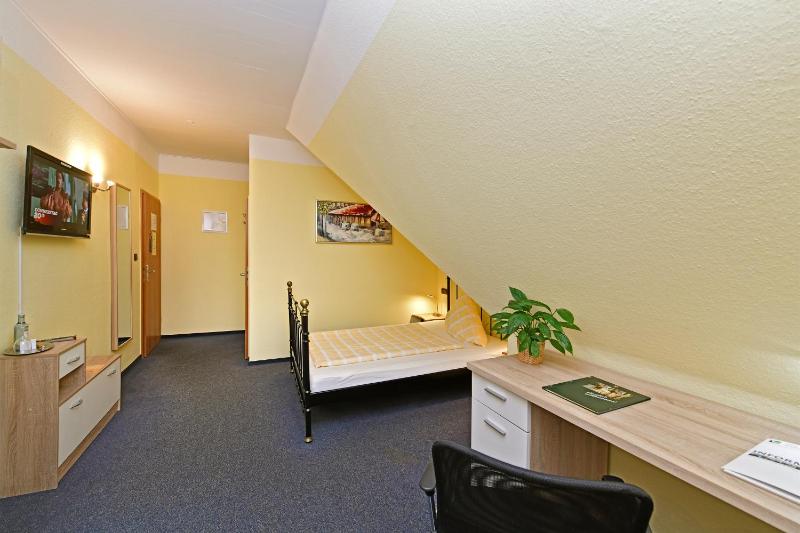 Single Room image 1
