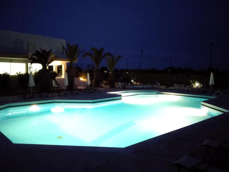 Leonidas Hotel & Studios - image 37