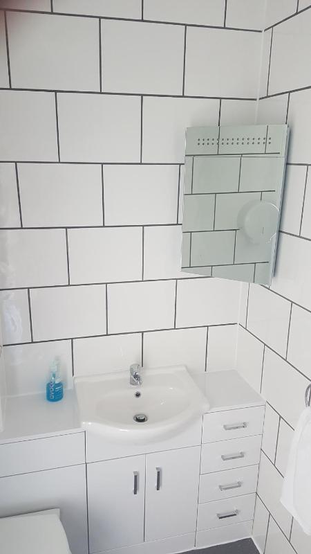 Standard Double Room image 3