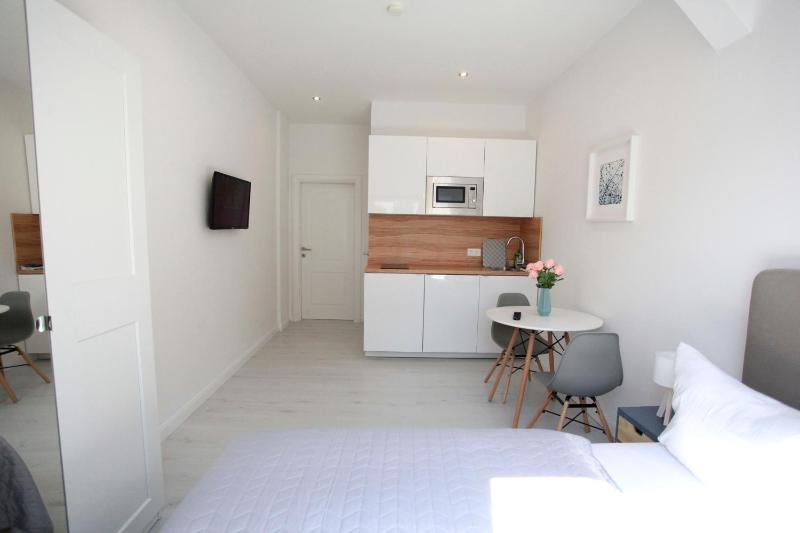 Zollikof Aparts - Sauna & Studioapartments - image 33