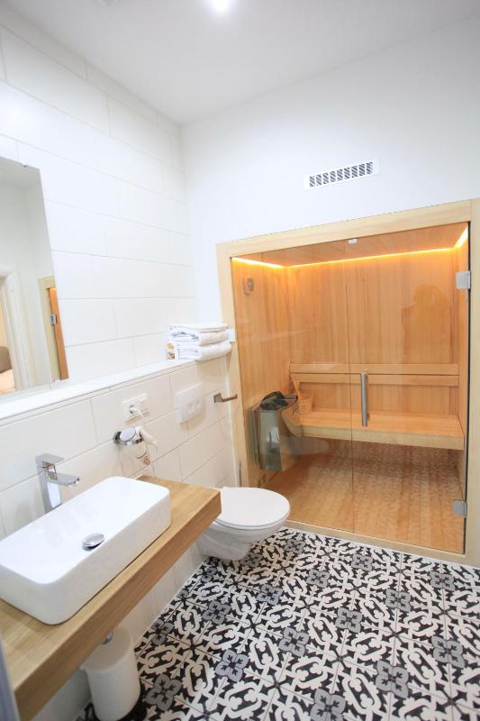 Zollikof Aparts - Sauna & Studioapartments - image 26