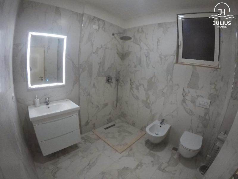 Julius Hotel - image 16