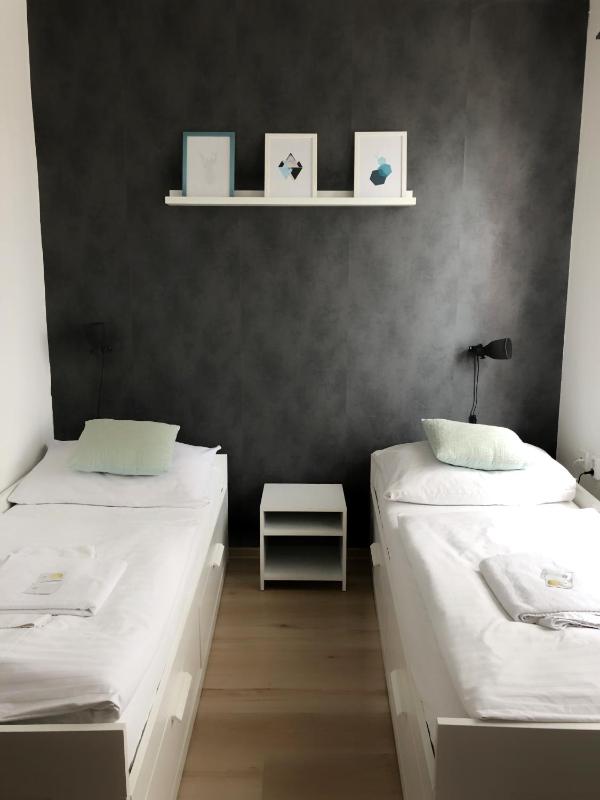 Double or Twin Room image 2