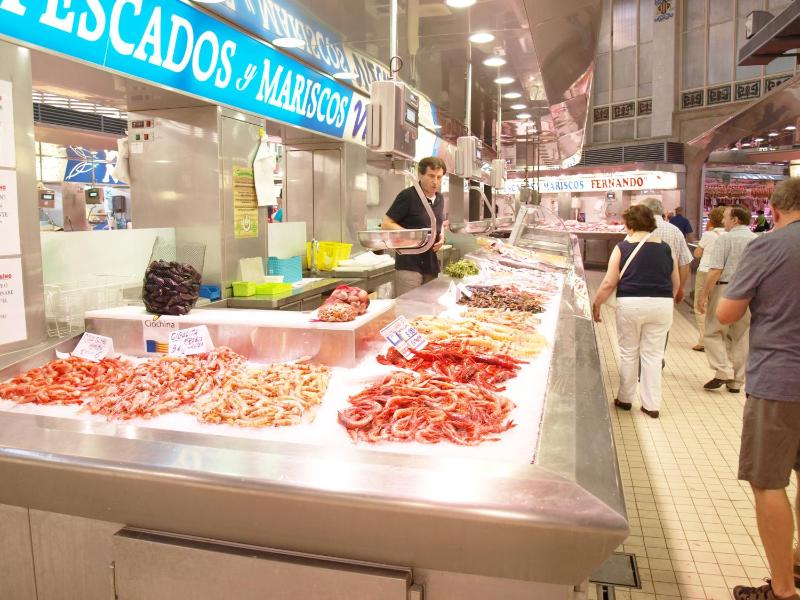 ApartUP Central Market II - image 13