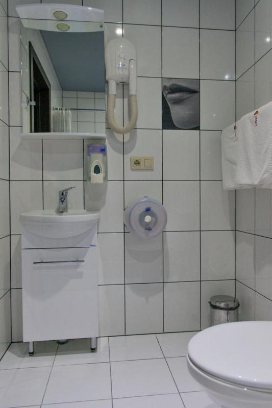 Double Room image 1