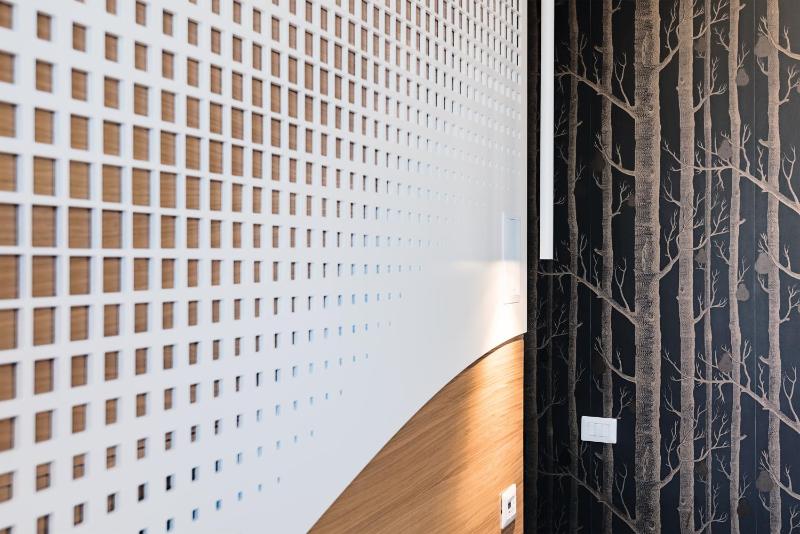 Deluxe Double Room image 4