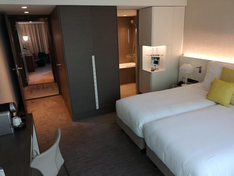 Communicating Rooms image 3