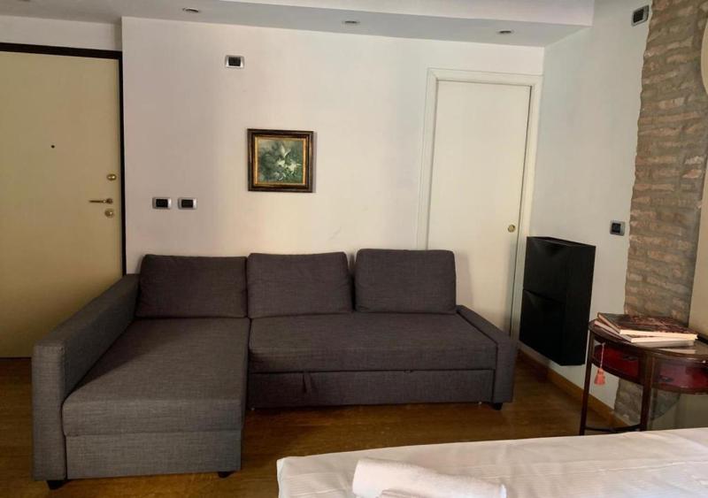 whouse suite GOLD TOWERS - image 14