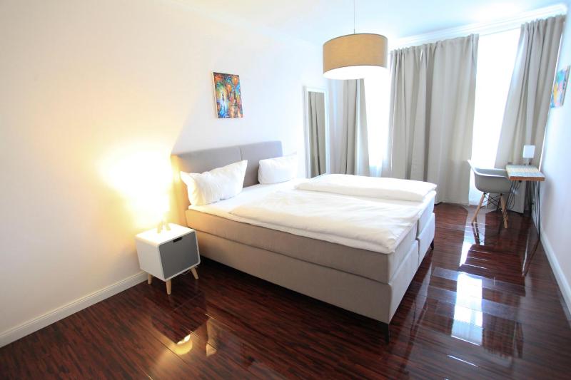 Zollikof Aparts - Sauna & Studioapartments - image 39