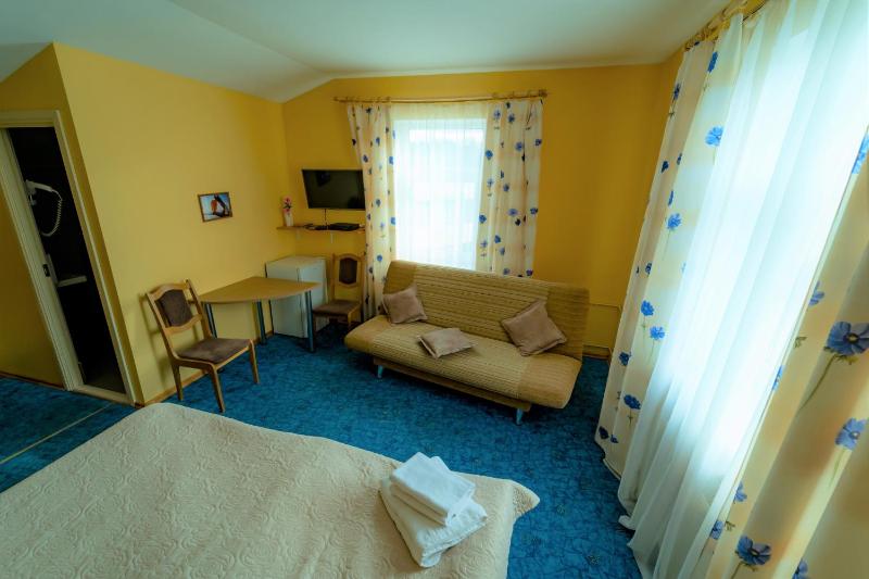 Standard Double Room image 4