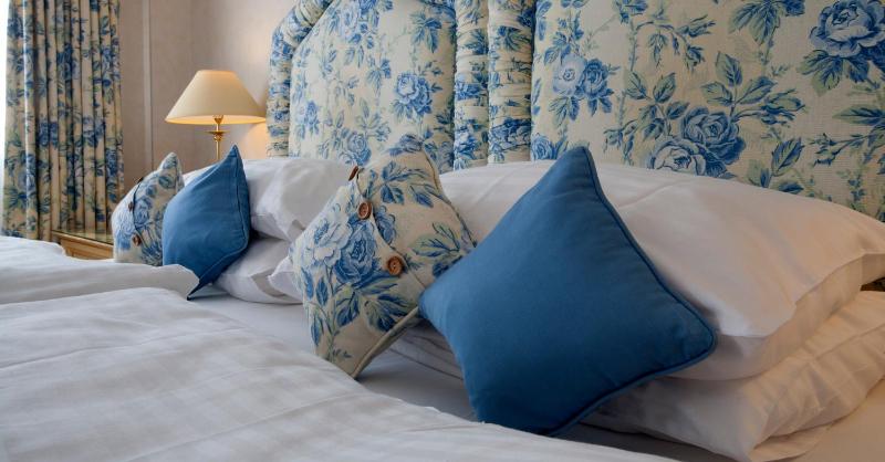 Double or Twin Room image 2