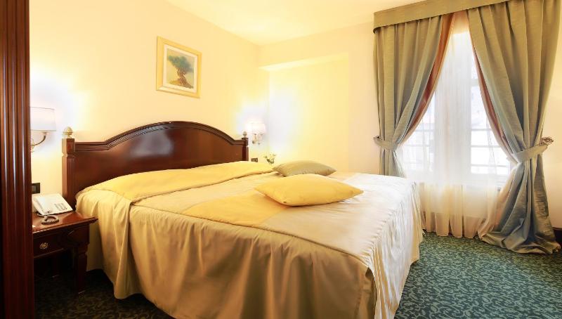 Room Selected at Check-In image 1