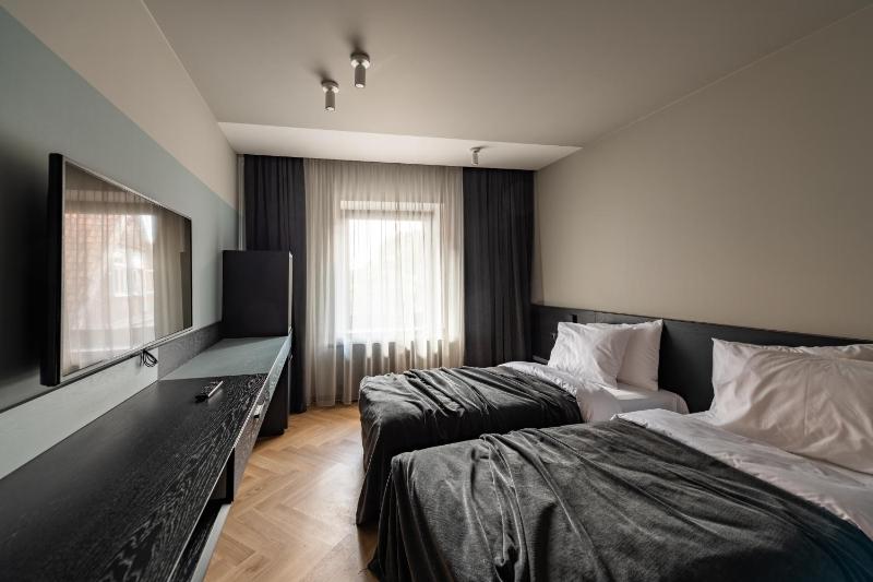 Maestro Design Hotel - image 39