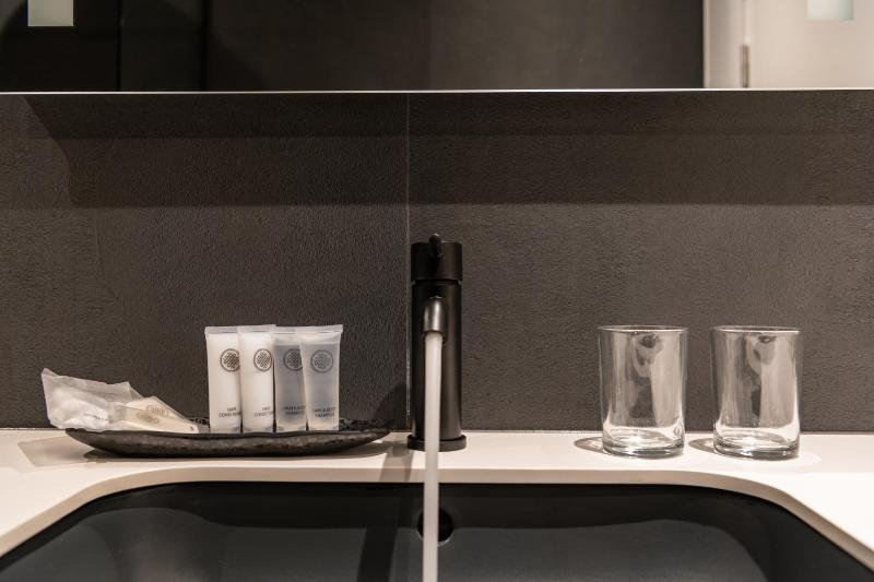 Maestro Design Hotel - image 5