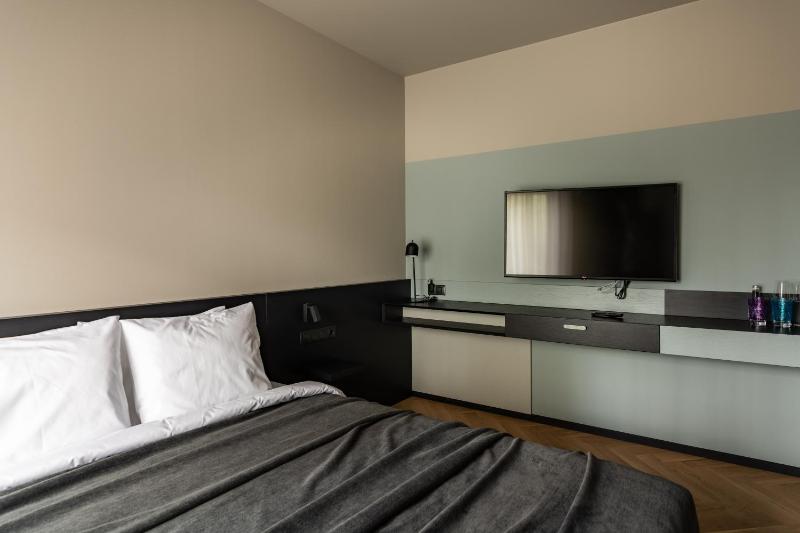 Maestro Design Hotel - image 35