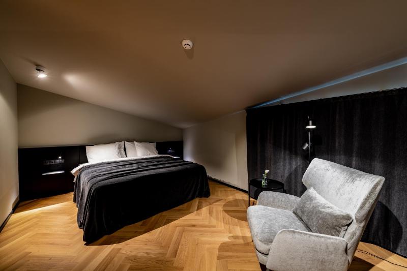Maestro Design Hotel - image 34