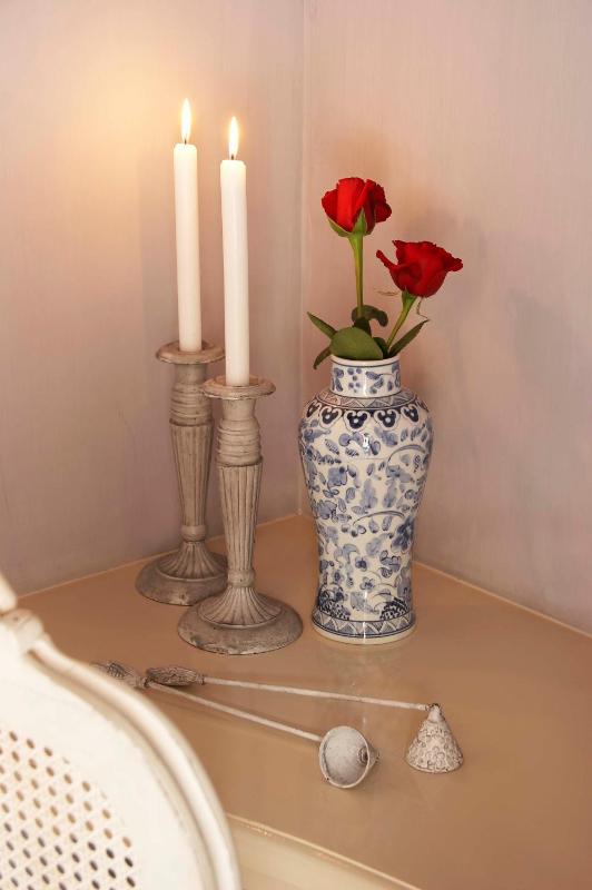 Small Double Room image 4