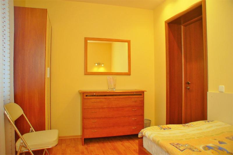 Budget Single Room image 1