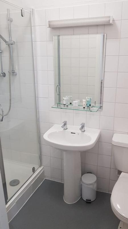 Single Room image 2