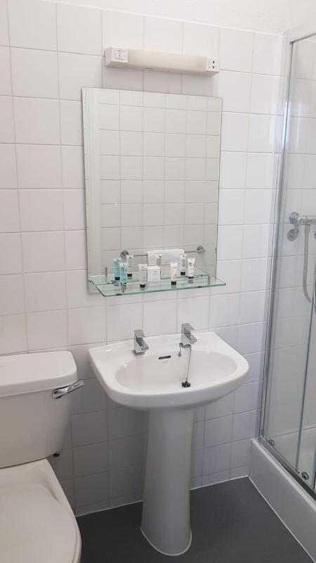 Single Room image 2