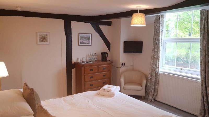 Double Room image 1