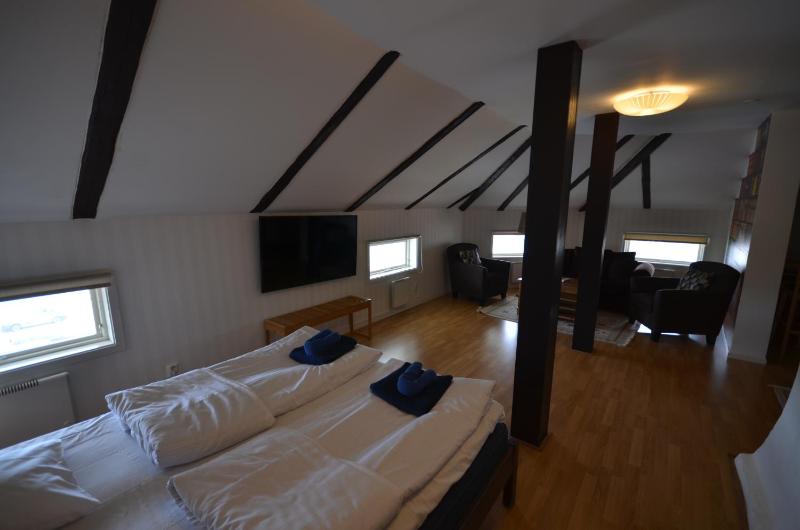 Classic Suite image 4