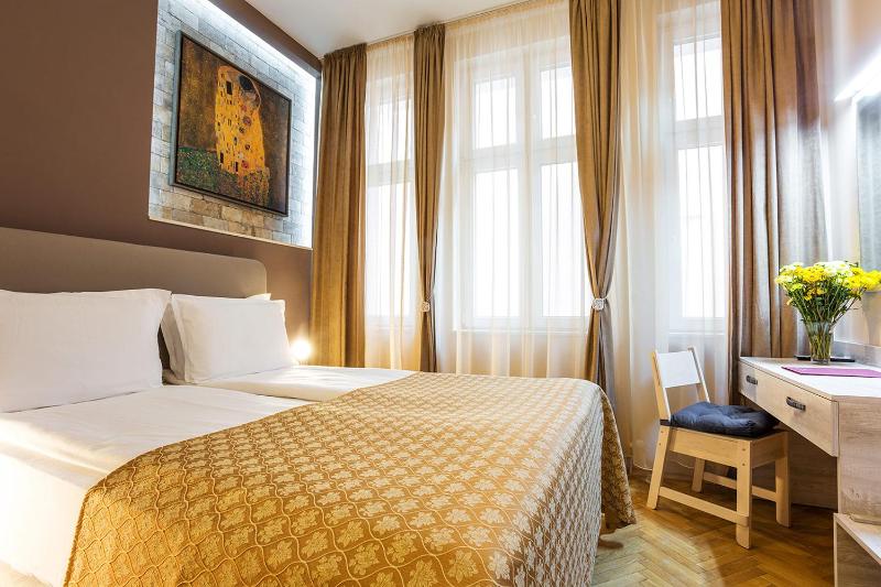 Sofia Place Hotel by HMG - image 12