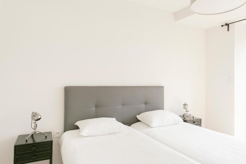 One-Bedroom Apartment Twin image 4