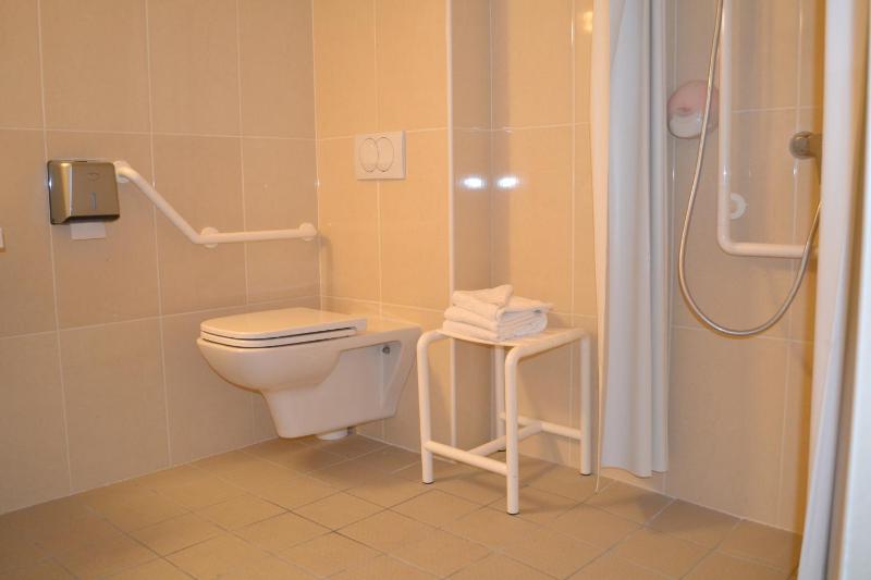 Double Room - Disability Access image 2